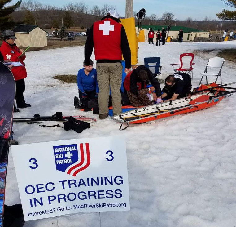 Outdoor Emergency Care OEC National Ski Patrol Ohio Region